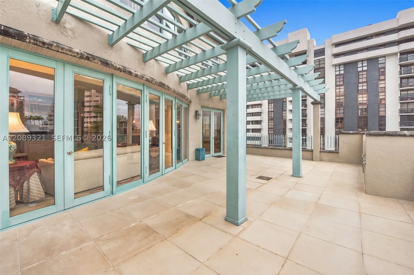 610 Valencia Ave #502