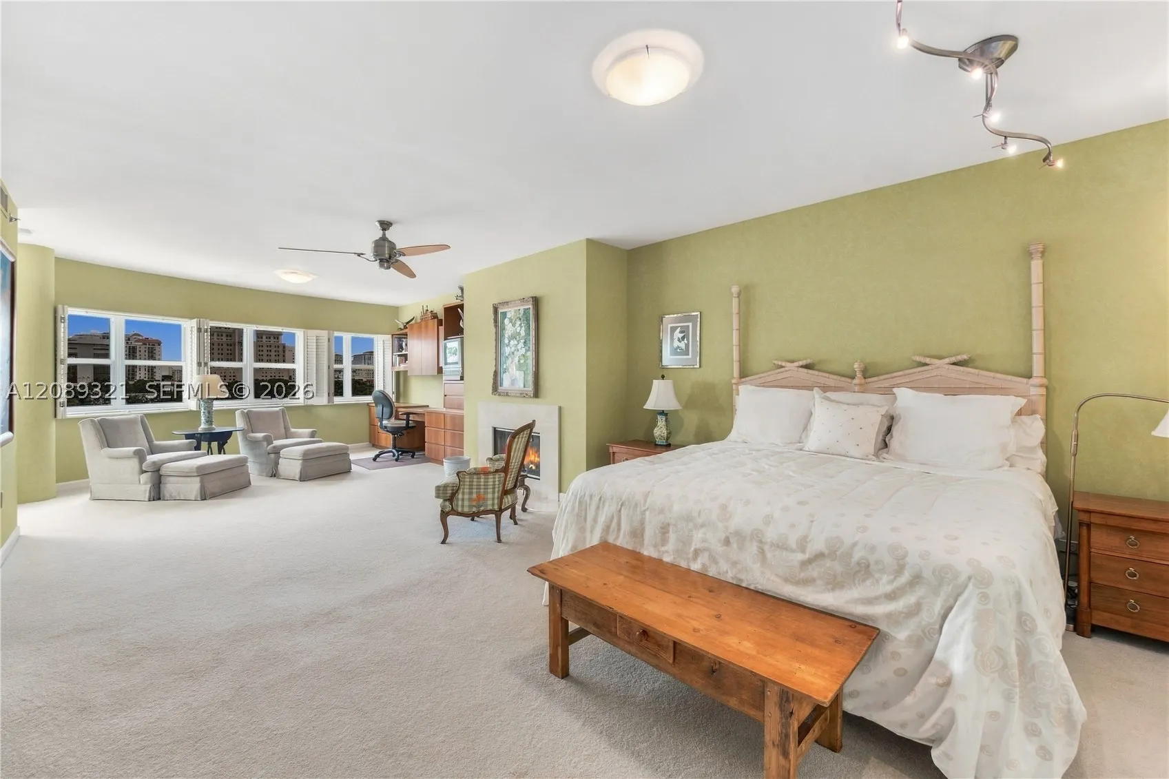 610 Valencia Ave #502