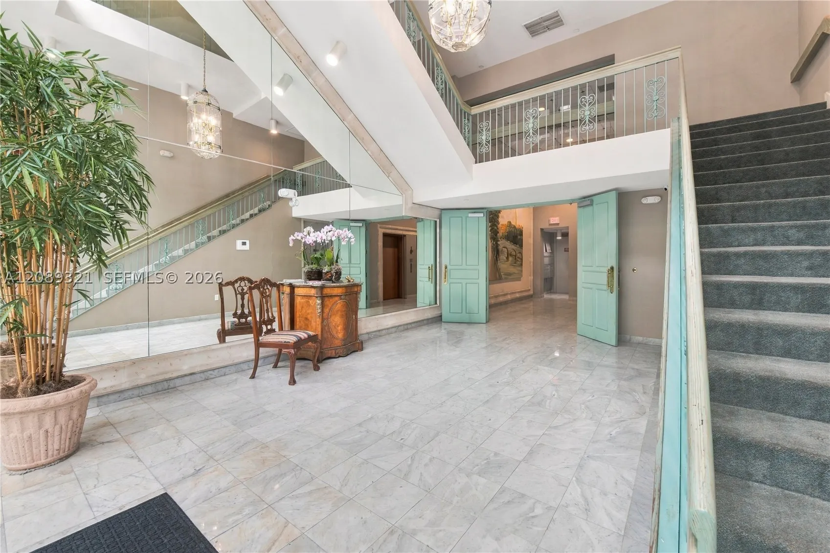 610 Valencia Ave #502