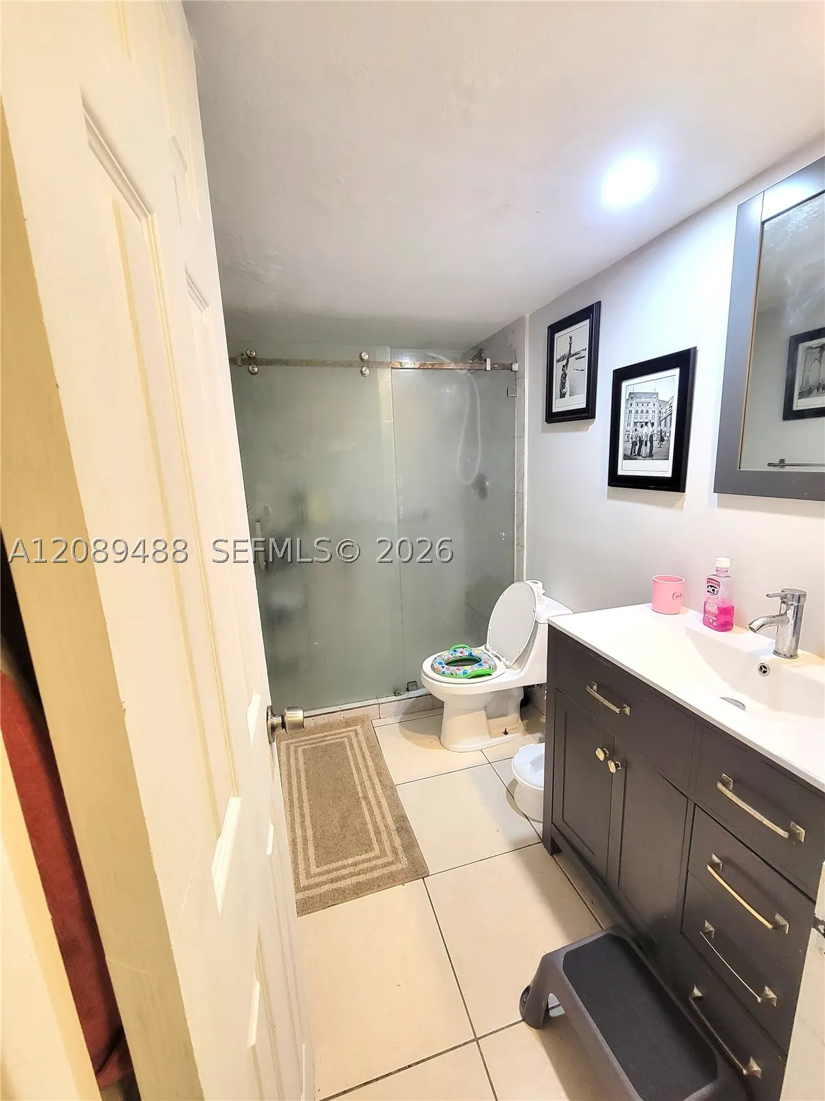 800 Parkview Dr #309