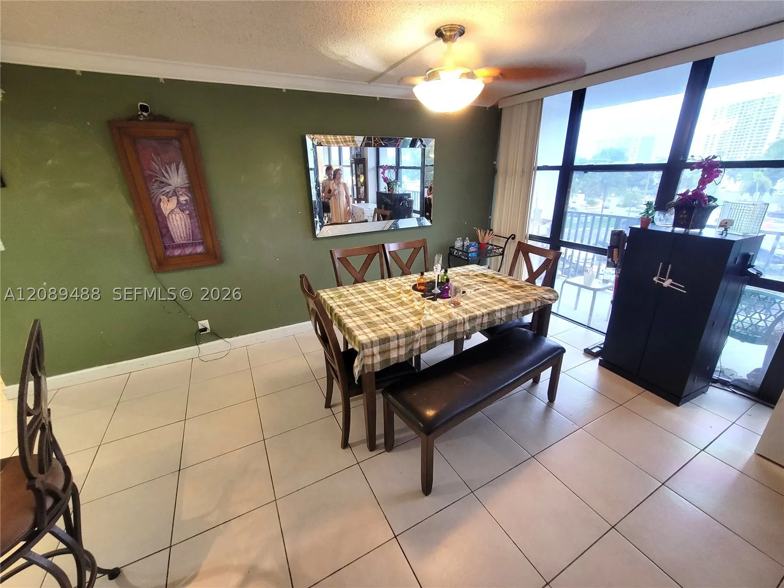 800 Parkview Dr #309