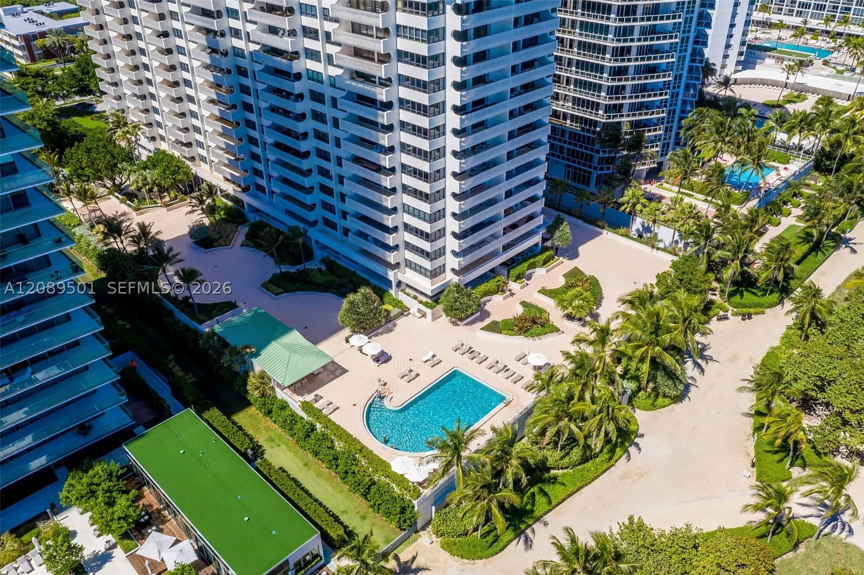 10205 Collins Ave #1704