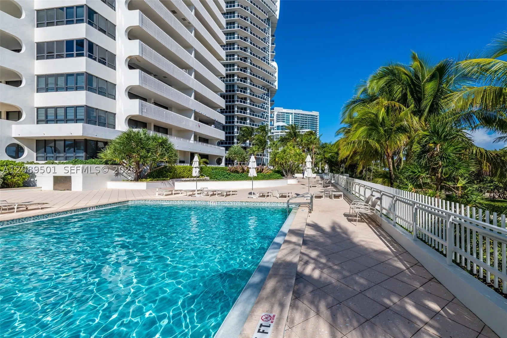 10205 Collins Ave #1704
