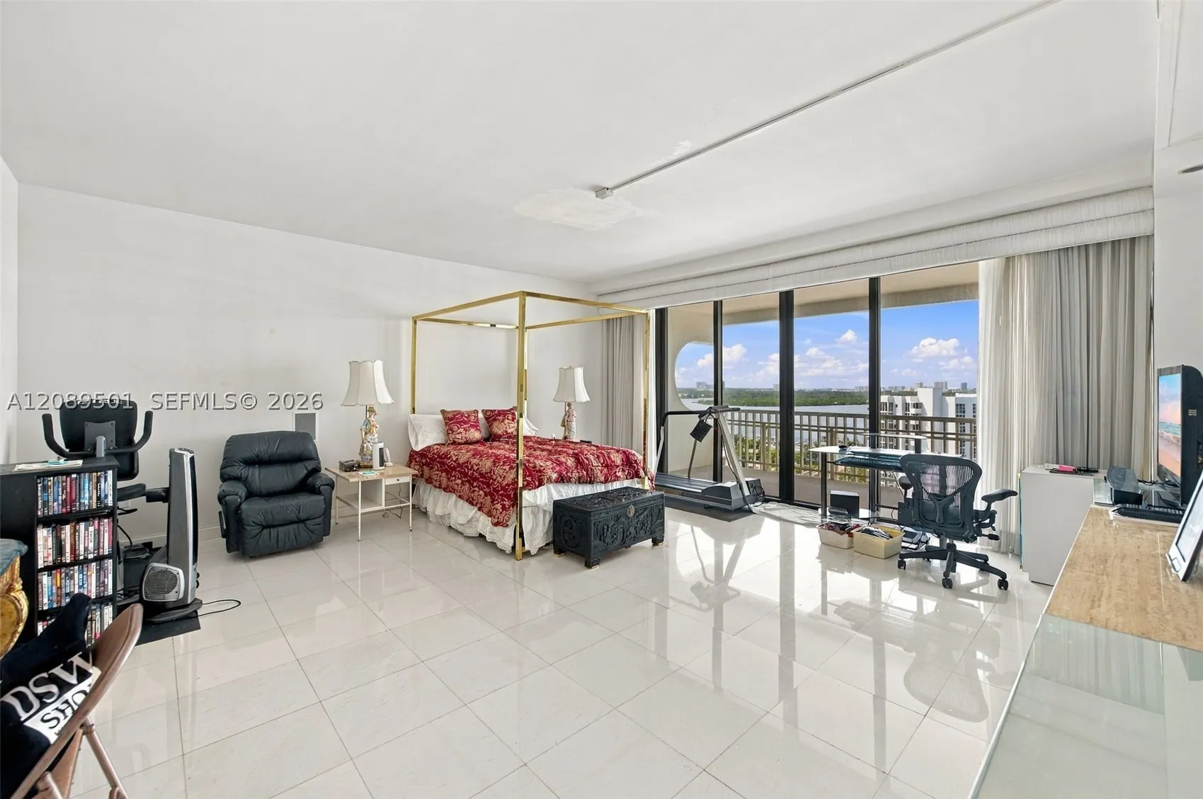10205 Collins Ave #1704