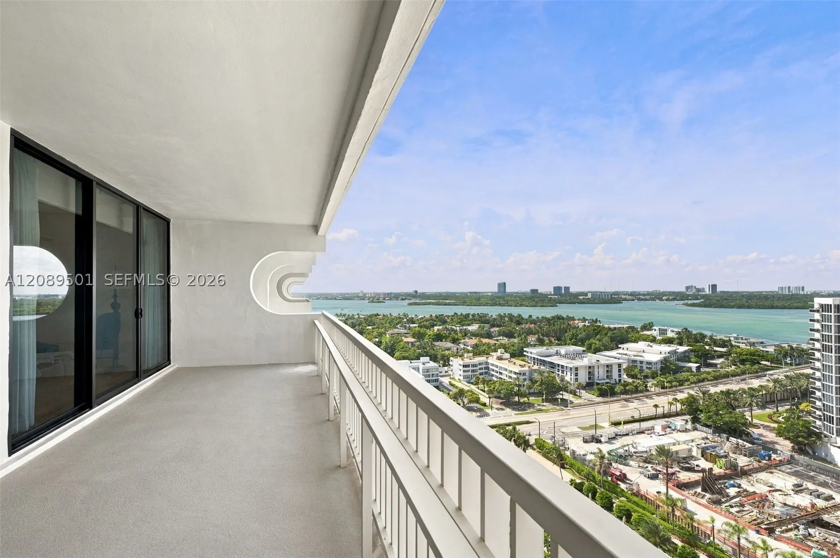 10205 Collins Ave #1704