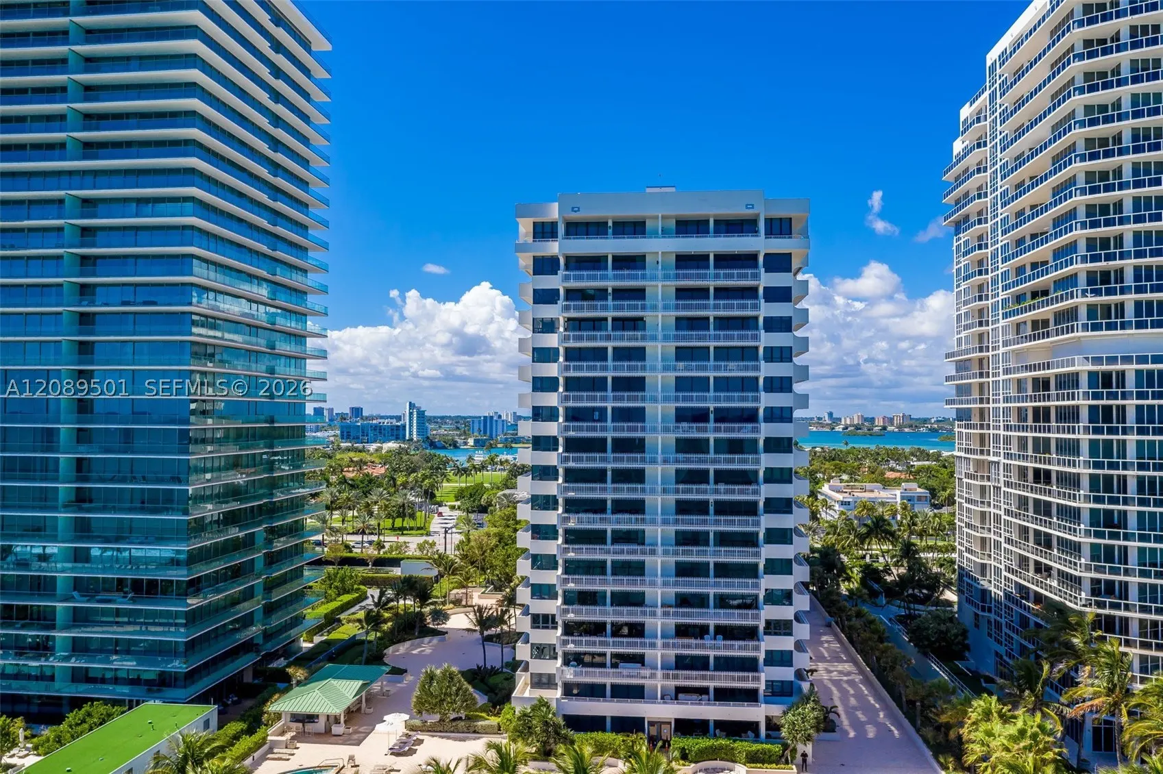 10205 Collins Ave #1704
