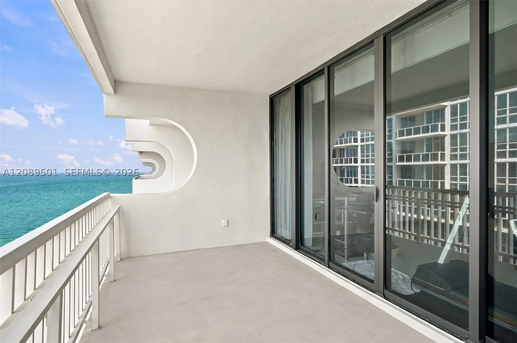 10205 Collins Ave #1704
