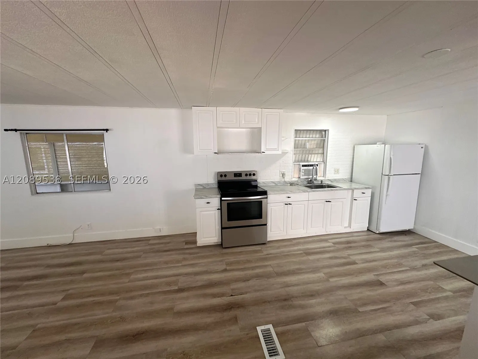 2957 SW 54th St