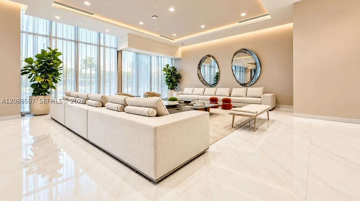 1170 E Hallandale #1511