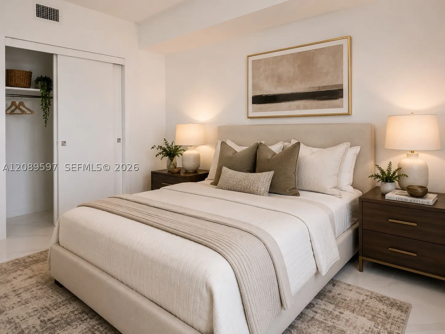 1170 E Hallandale #1511