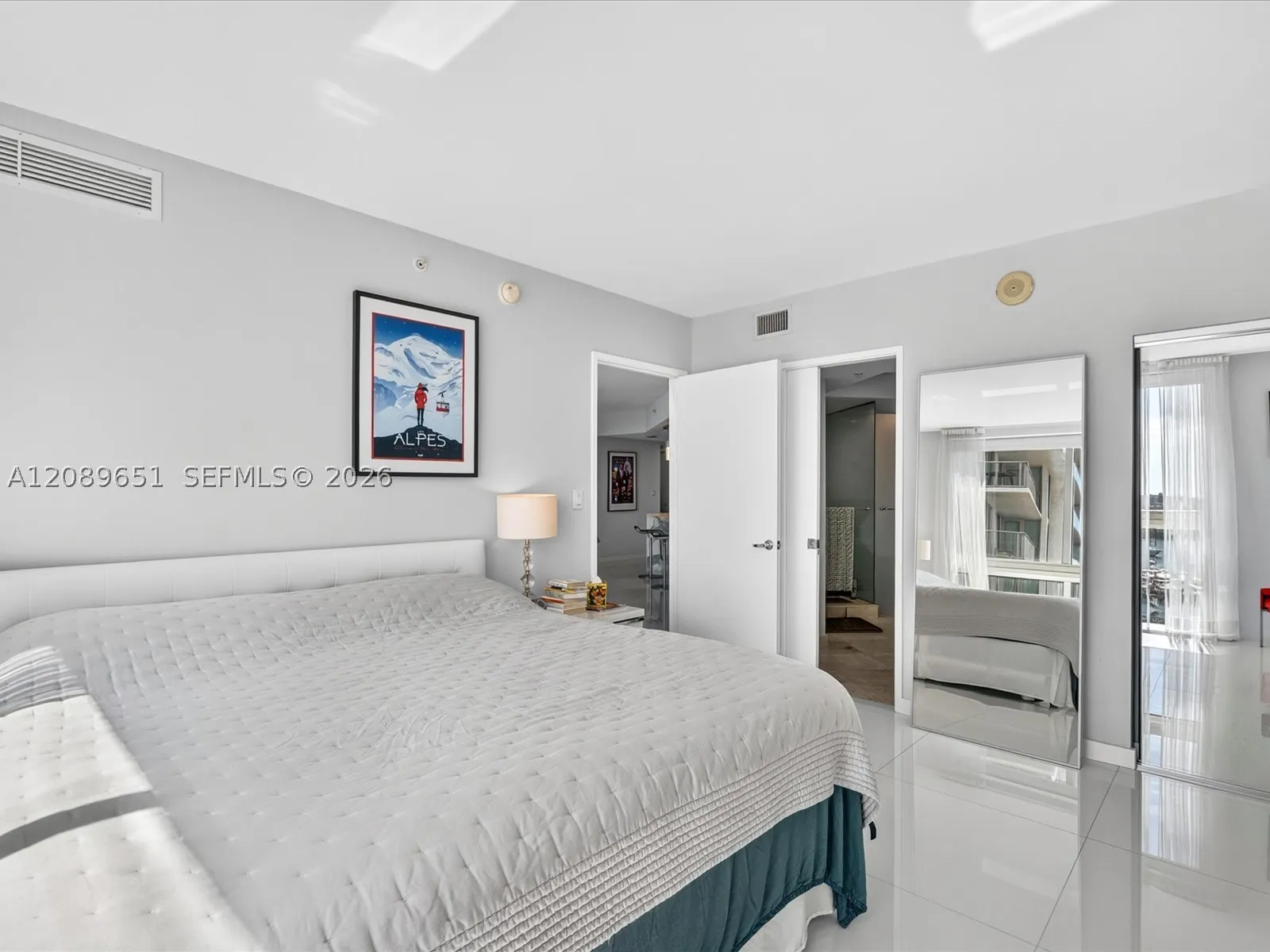 250 Sunny Isles Blvd #3-1004