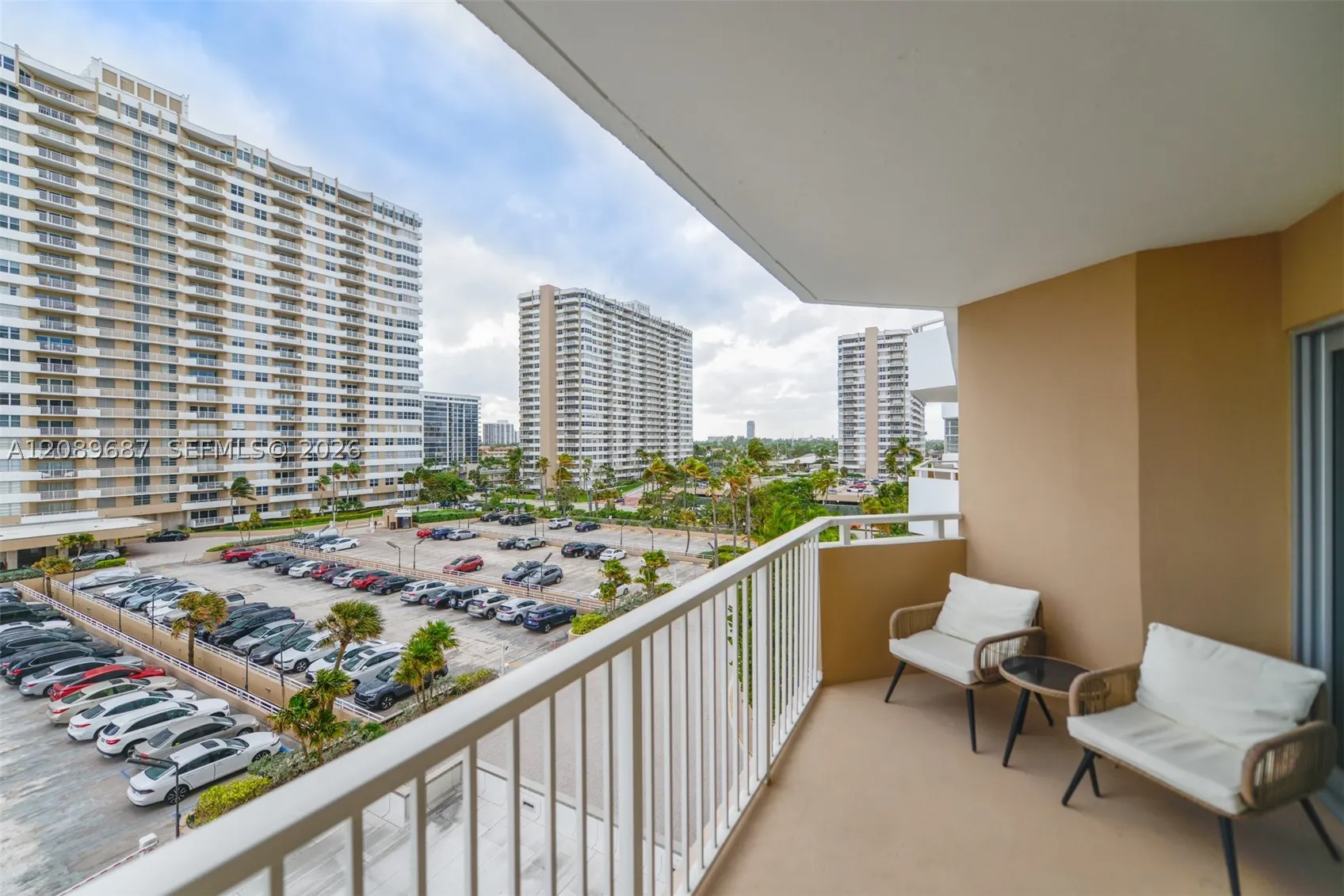 1950 S Ocean Dr #5A