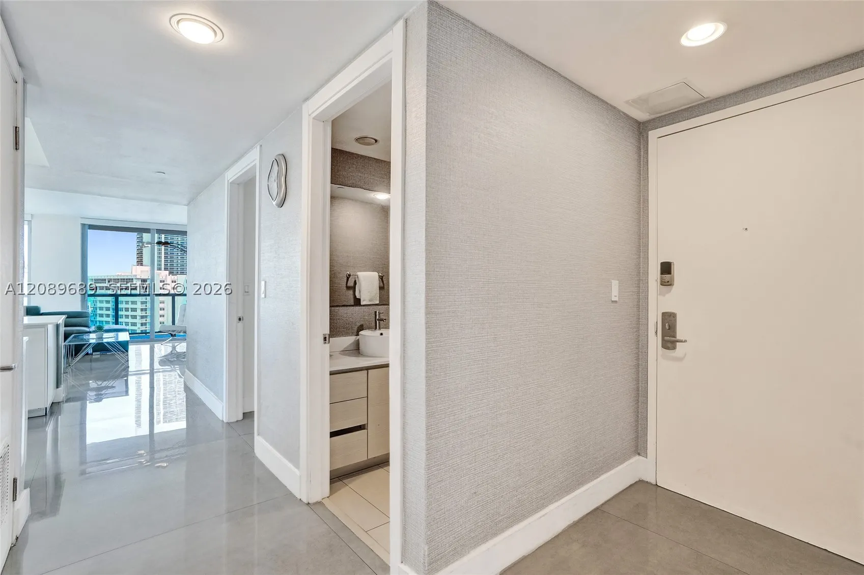2600 E Hallandale Beach Blvd #T1002