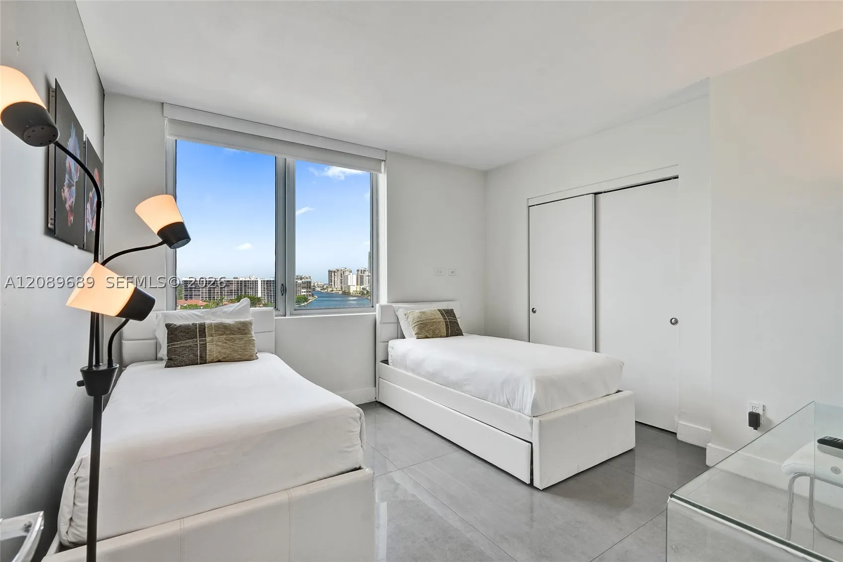2600 E Hallandale Beach Blvd #T1002
