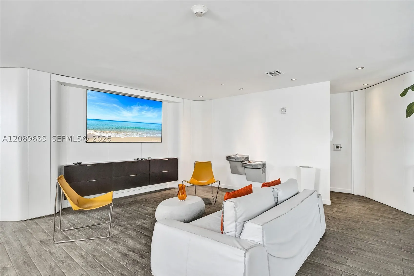 2600 E Hallandale Beach Blvd #T1002