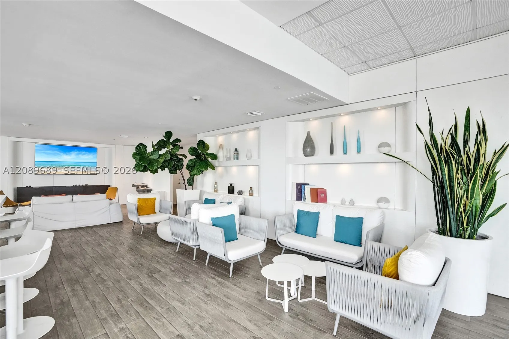 2600 E Hallandale Beach Blvd #T1002