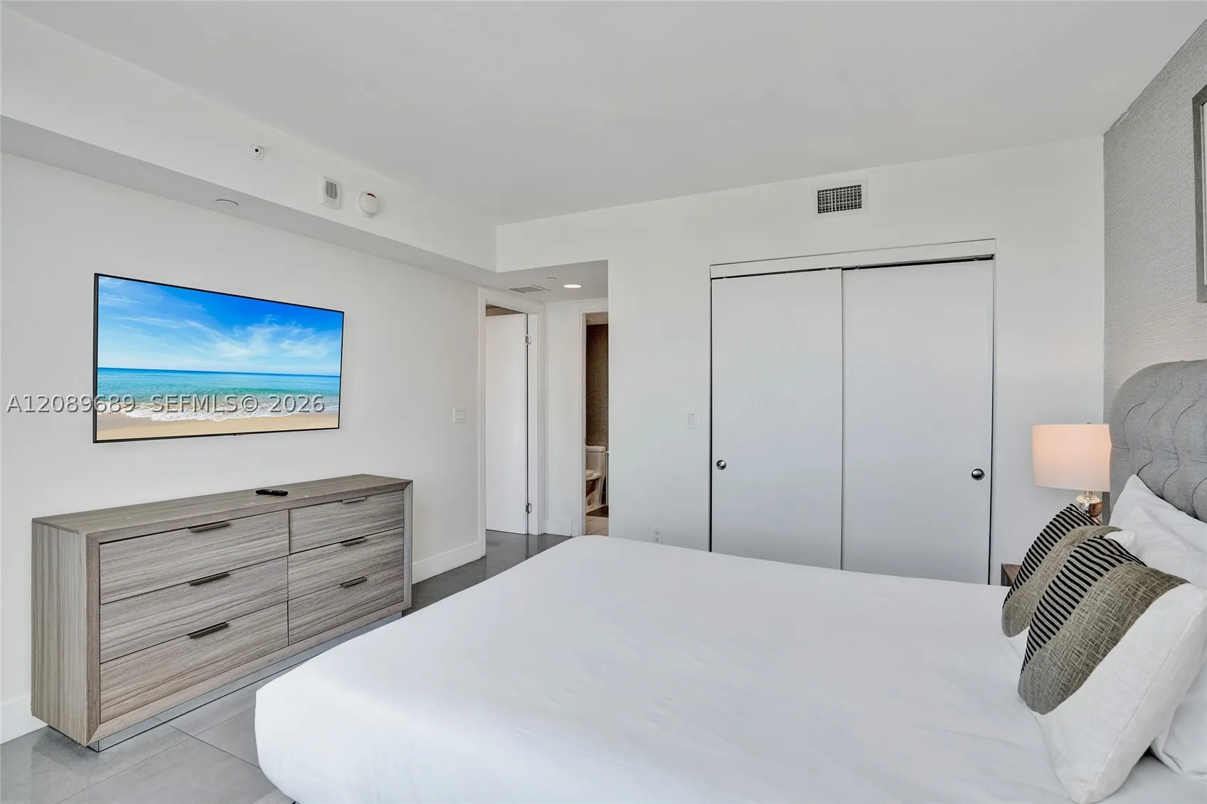 2600 E Hallandale Beach Blvd #T1002