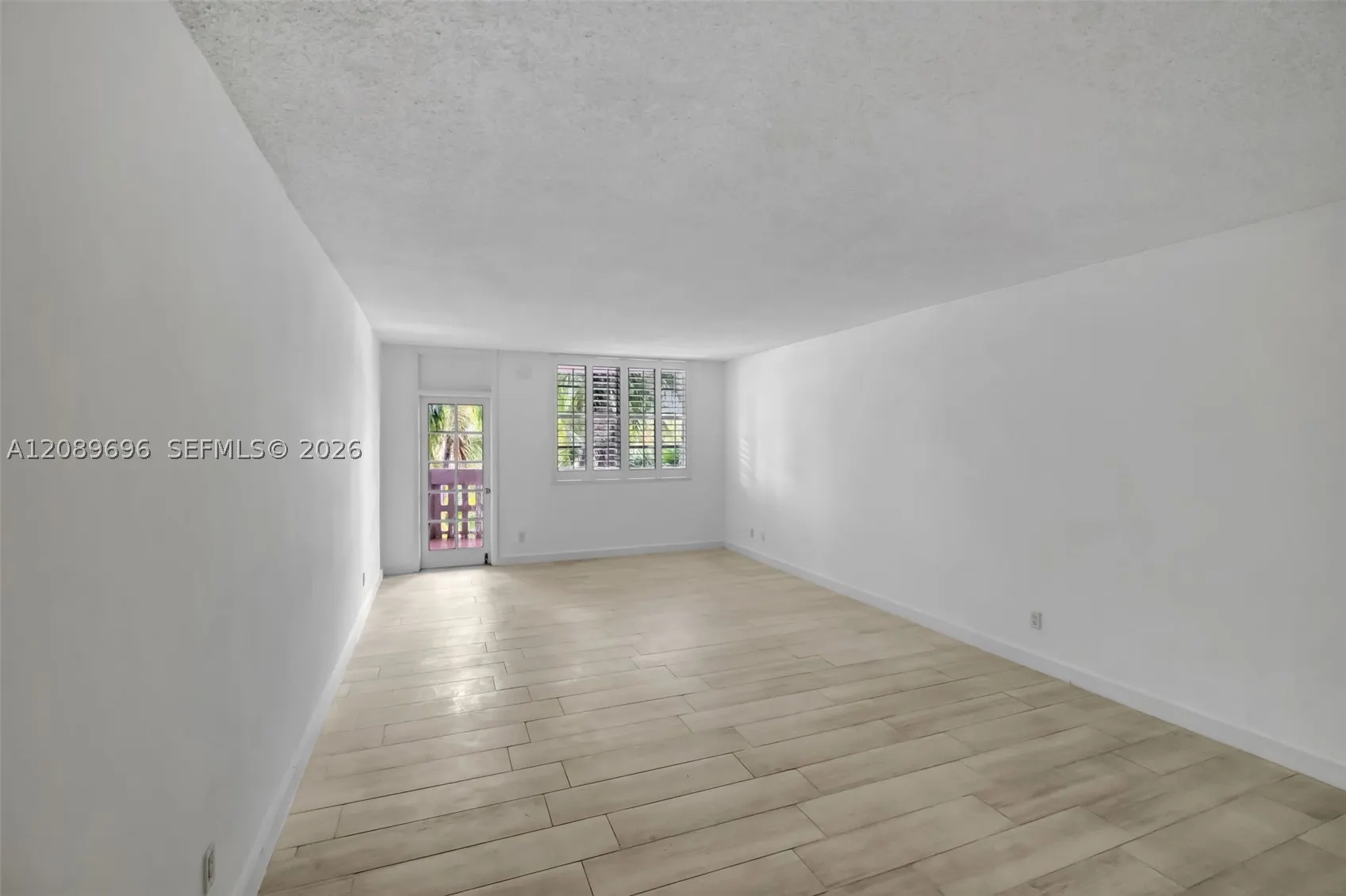 90 Edgewater Dr #327