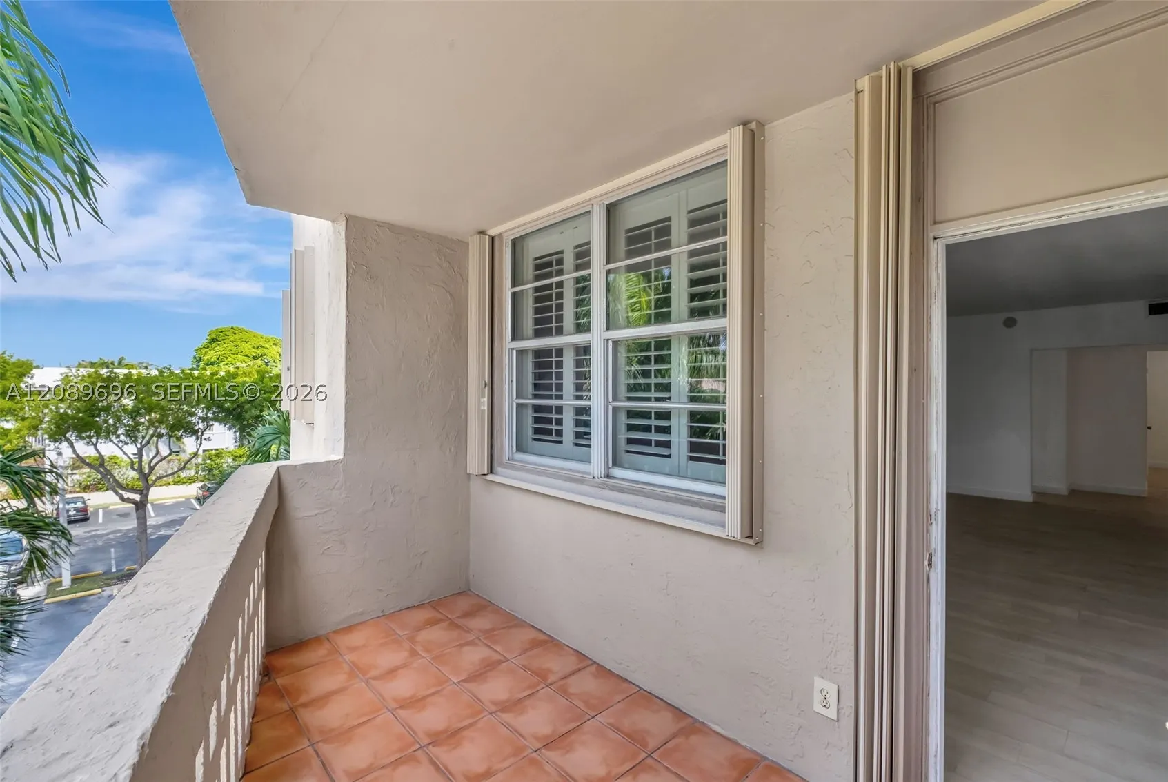 90 Edgewater Dr #327
