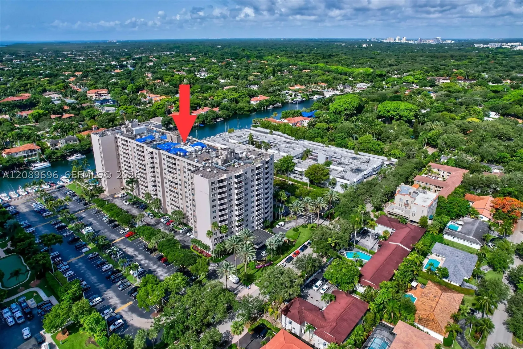 90 Edgewater Dr #327