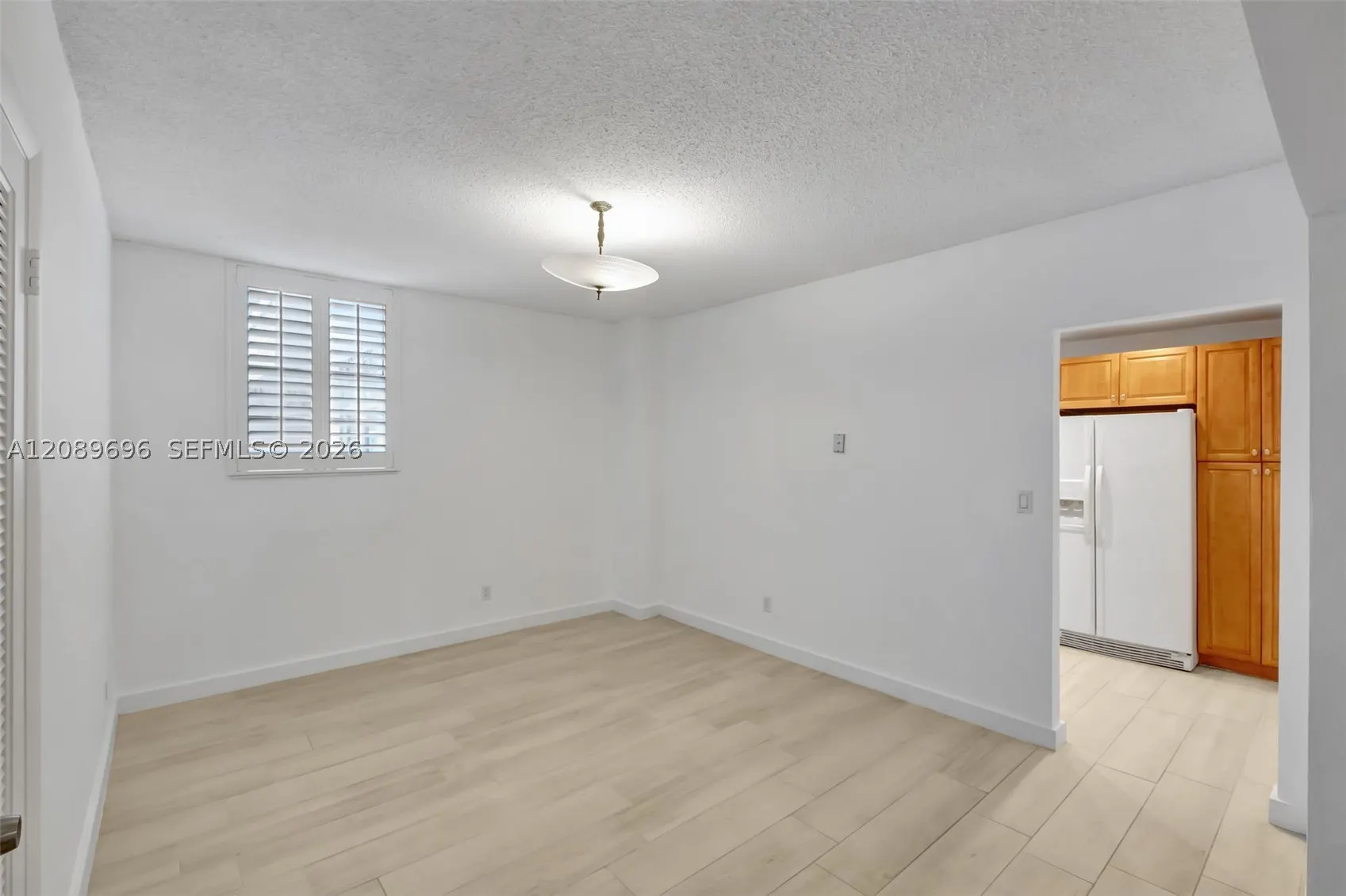 90 Edgewater Dr #327