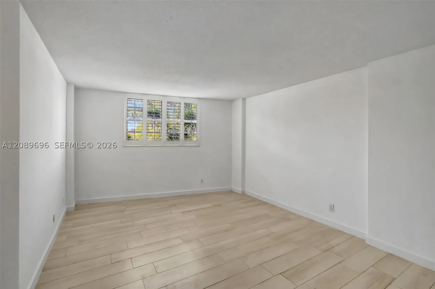 90 Edgewater Dr #327