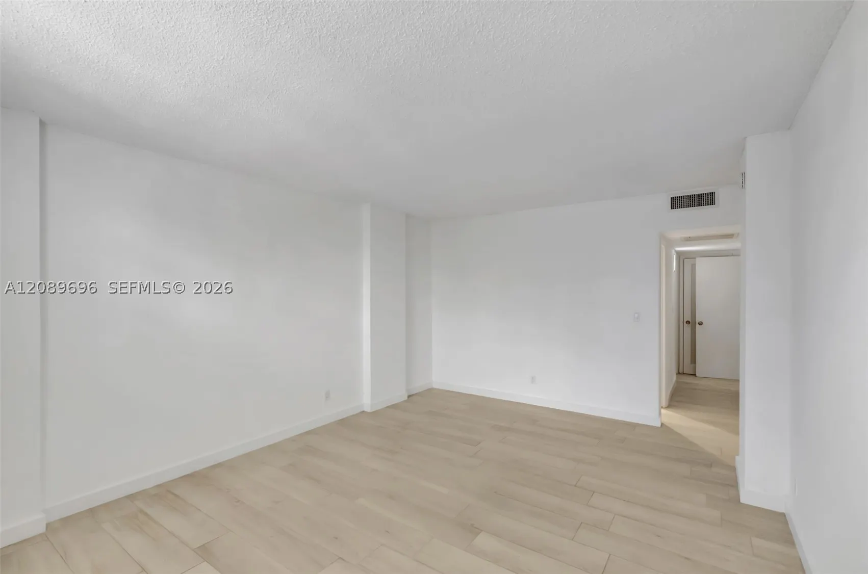 90 Edgewater Dr #327