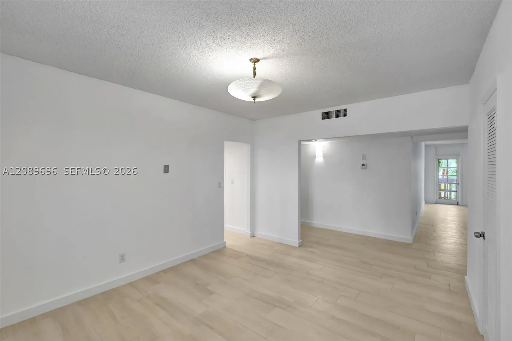 90 Edgewater Dr #327