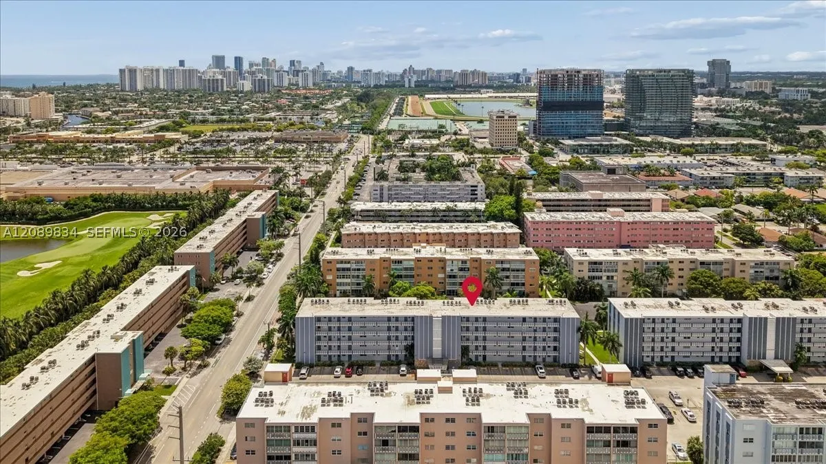 233 NE 14th Ave #2nd floor