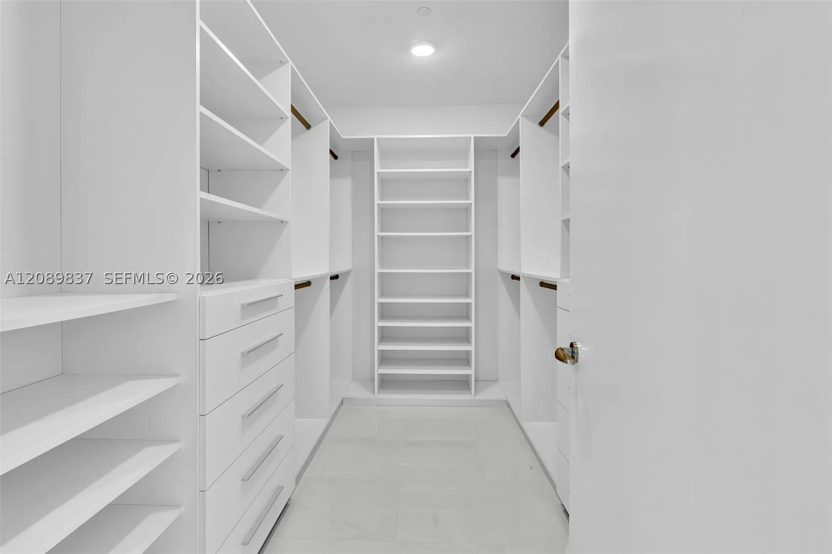 16901 Collins Ave #2003