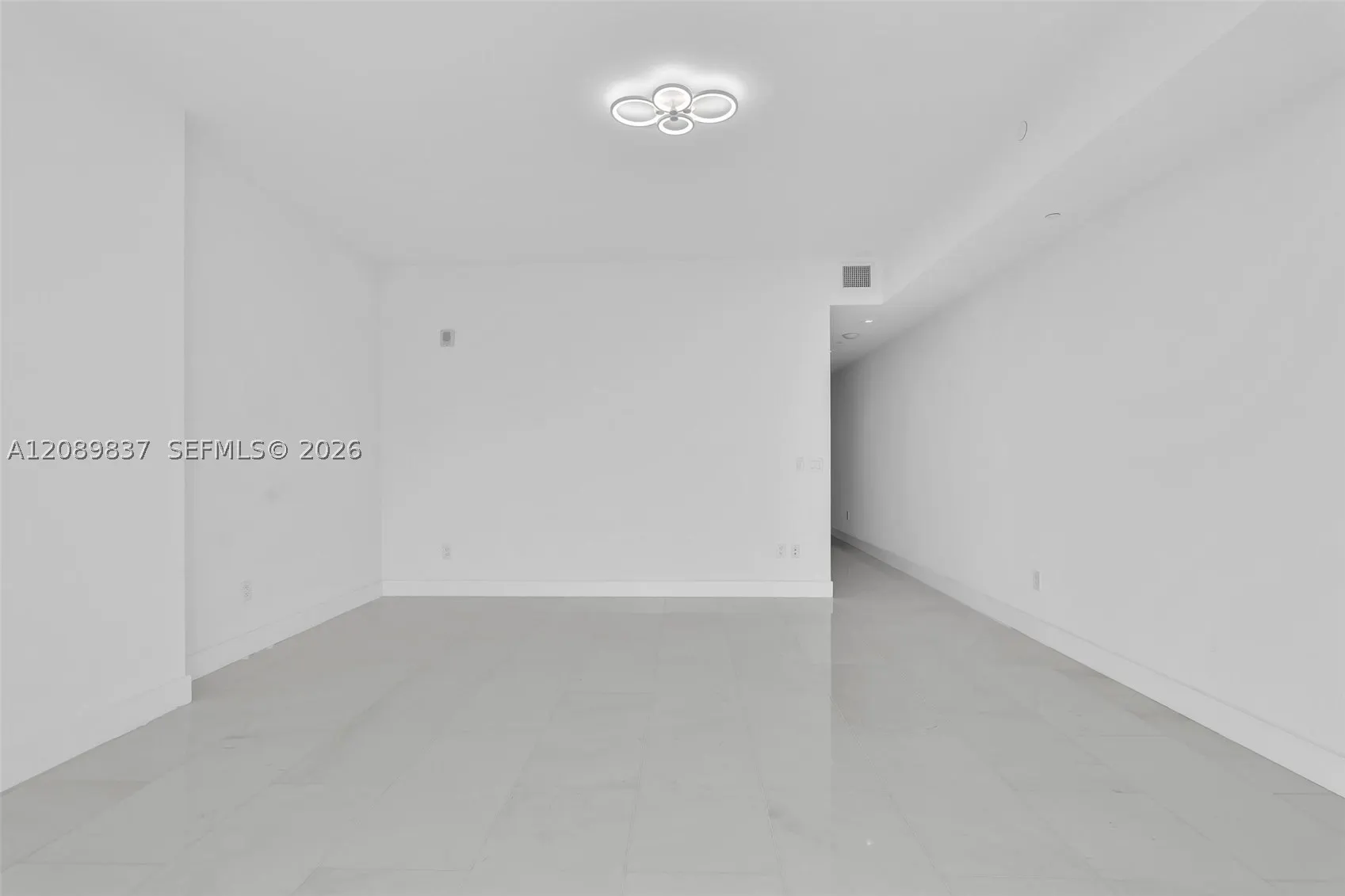 16901 Collins Ave #2003