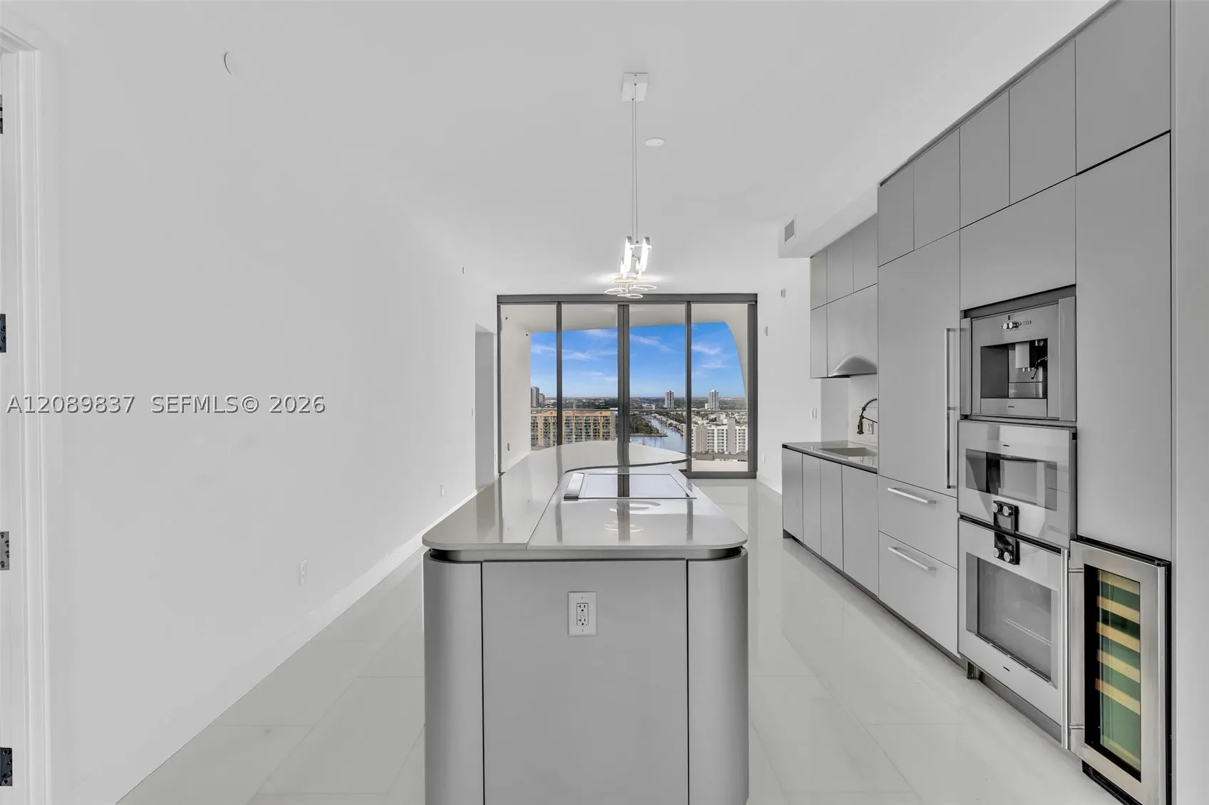 16901 Collins Ave #2003