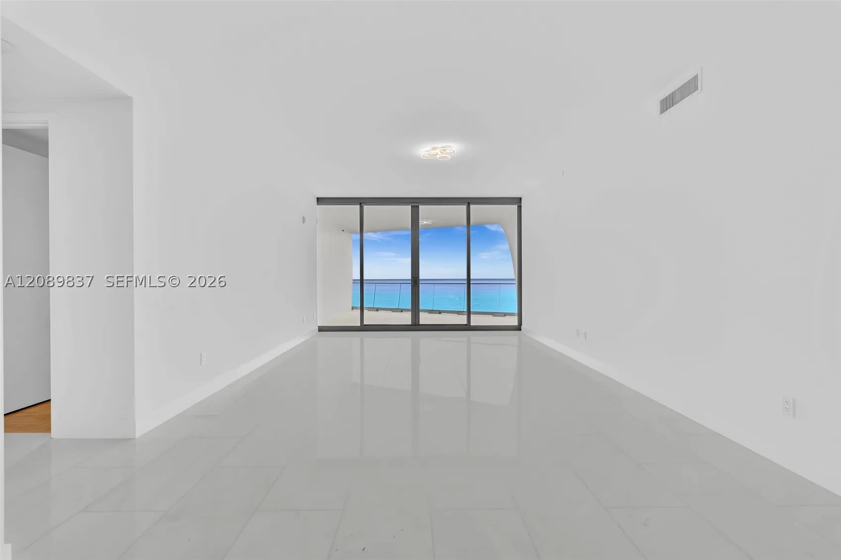 16901 Collins Ave #2003
