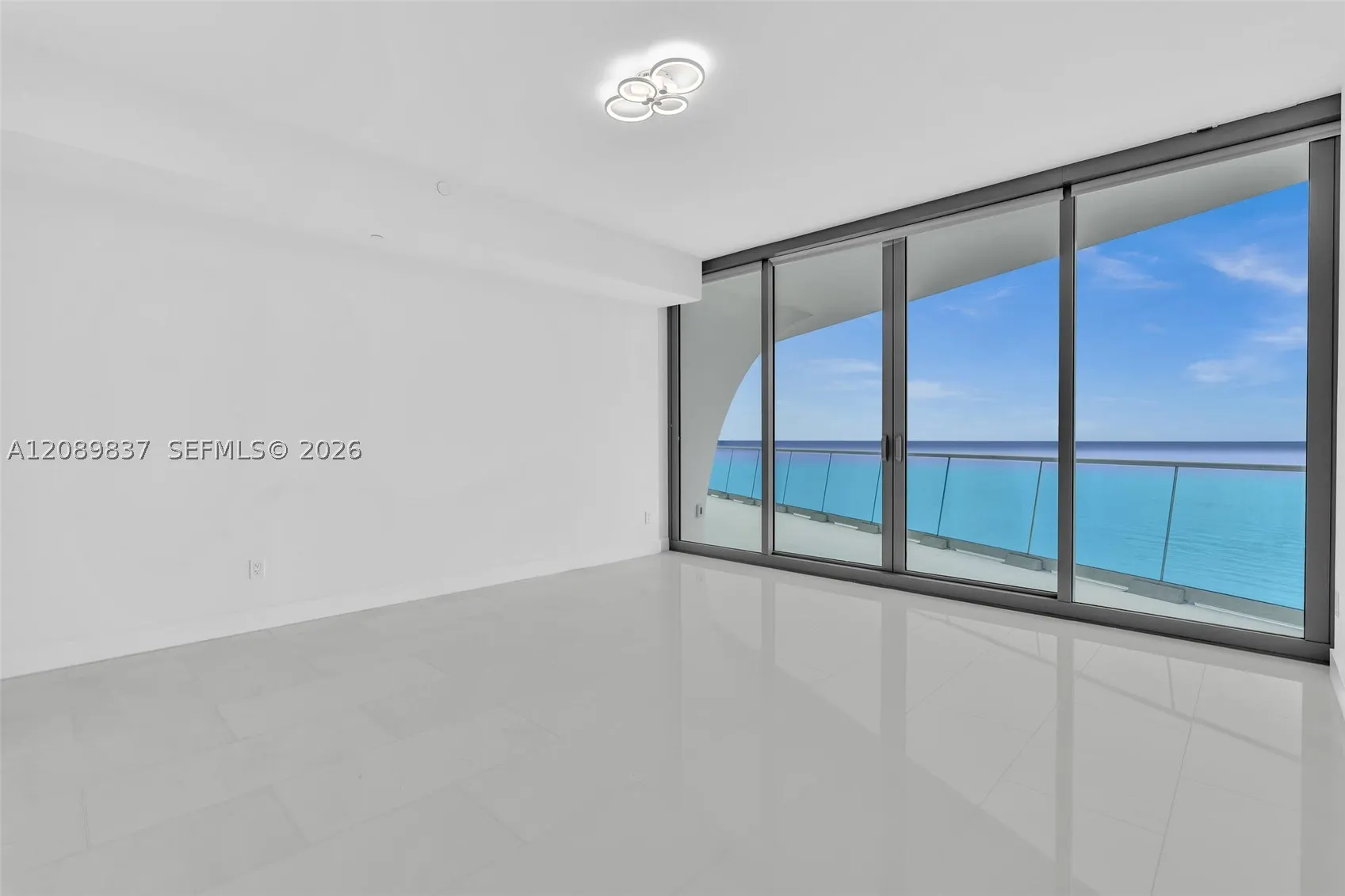 16901 Collins Ave #2003