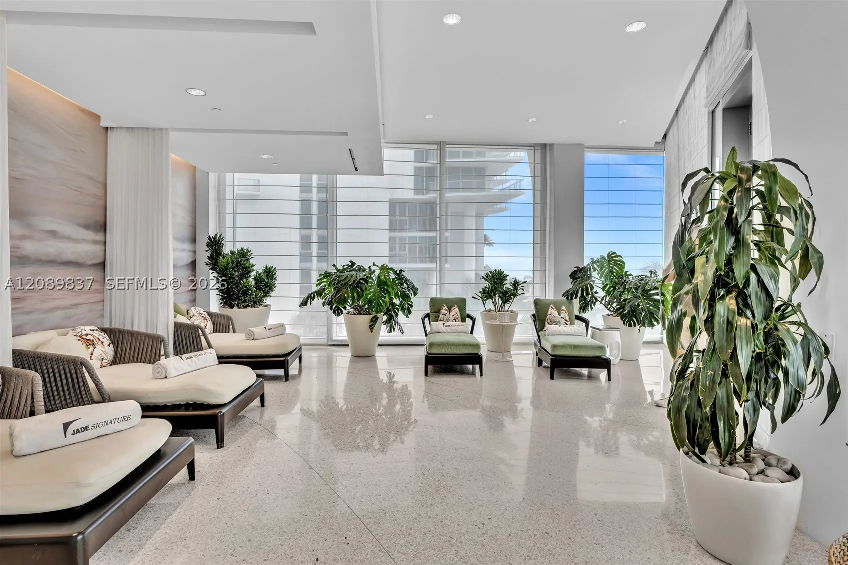 16901 Collins Ave #2003