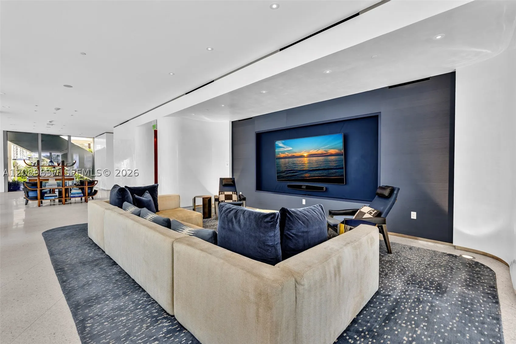 16901 Collins Ave #2003