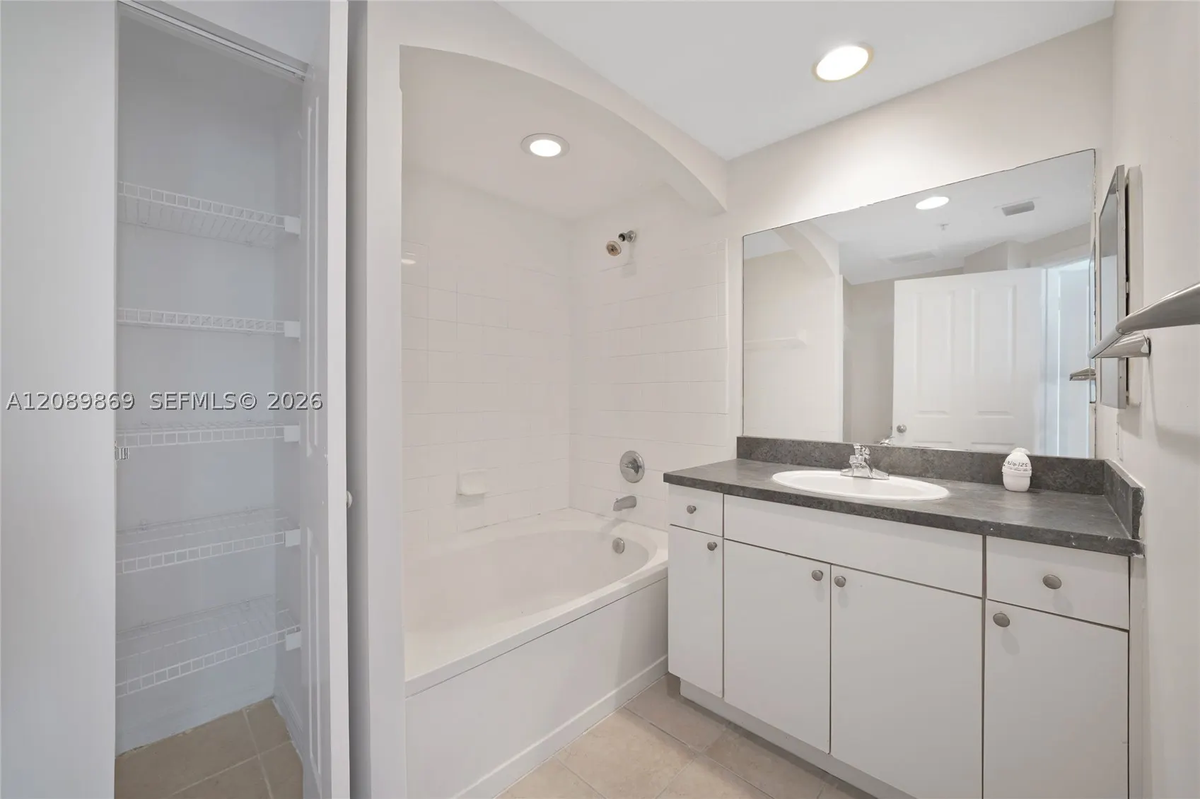 9172 Collins Ave #302