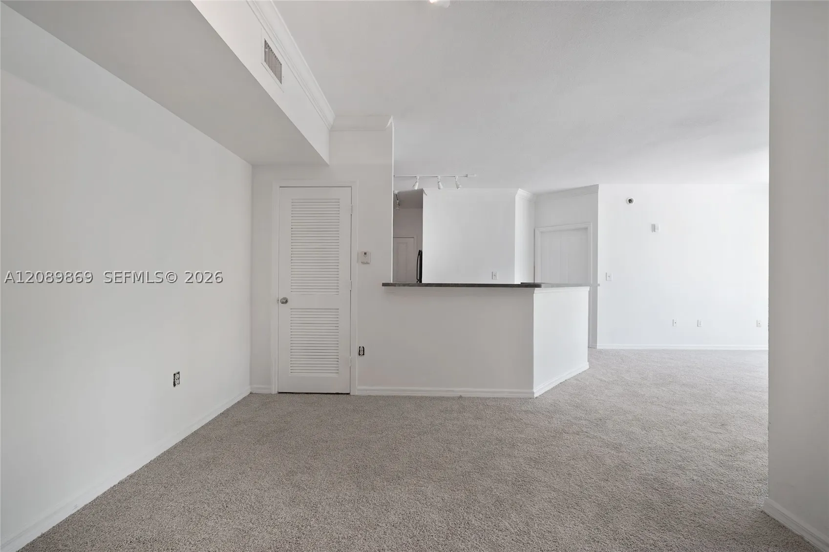 9172 Collins Ave #302