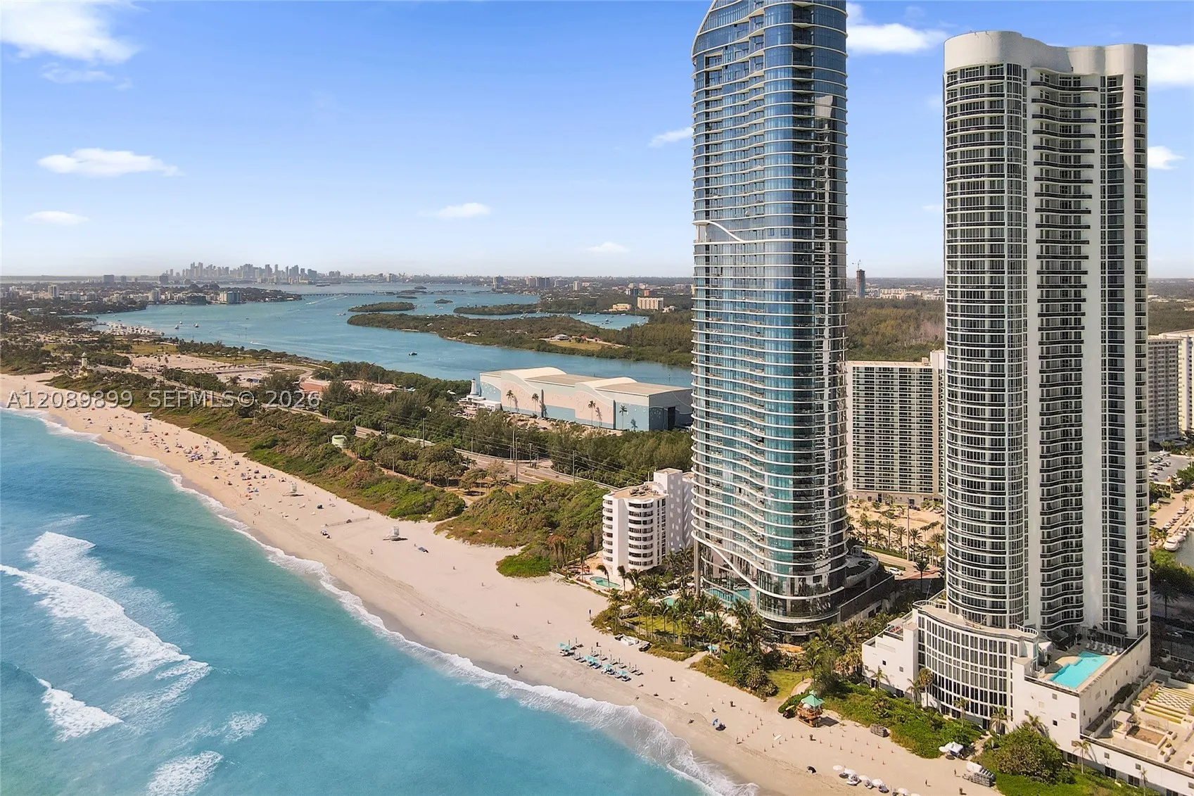 16001 Collins Ave #4102