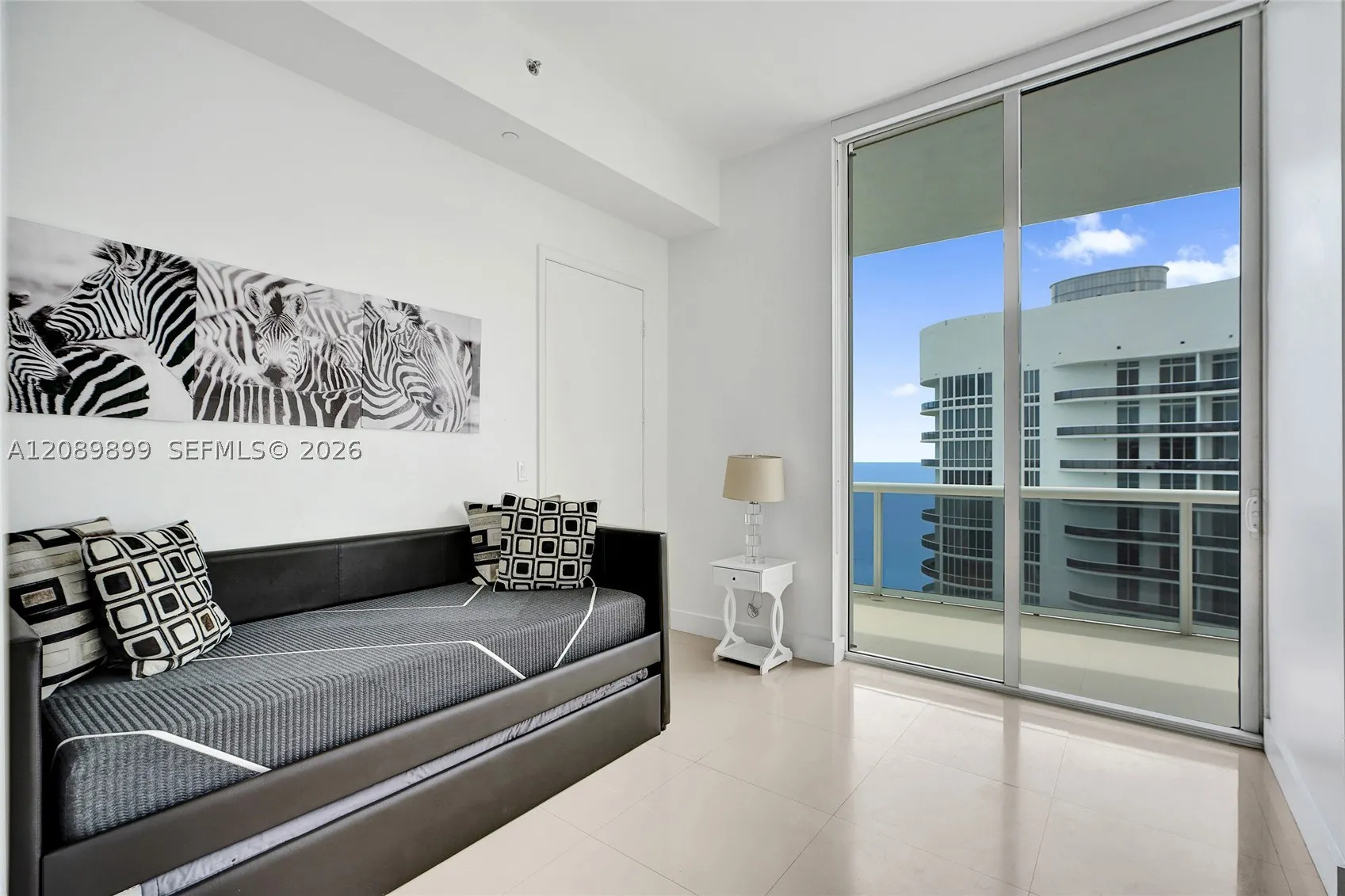 16001 Collins Ave #4102
