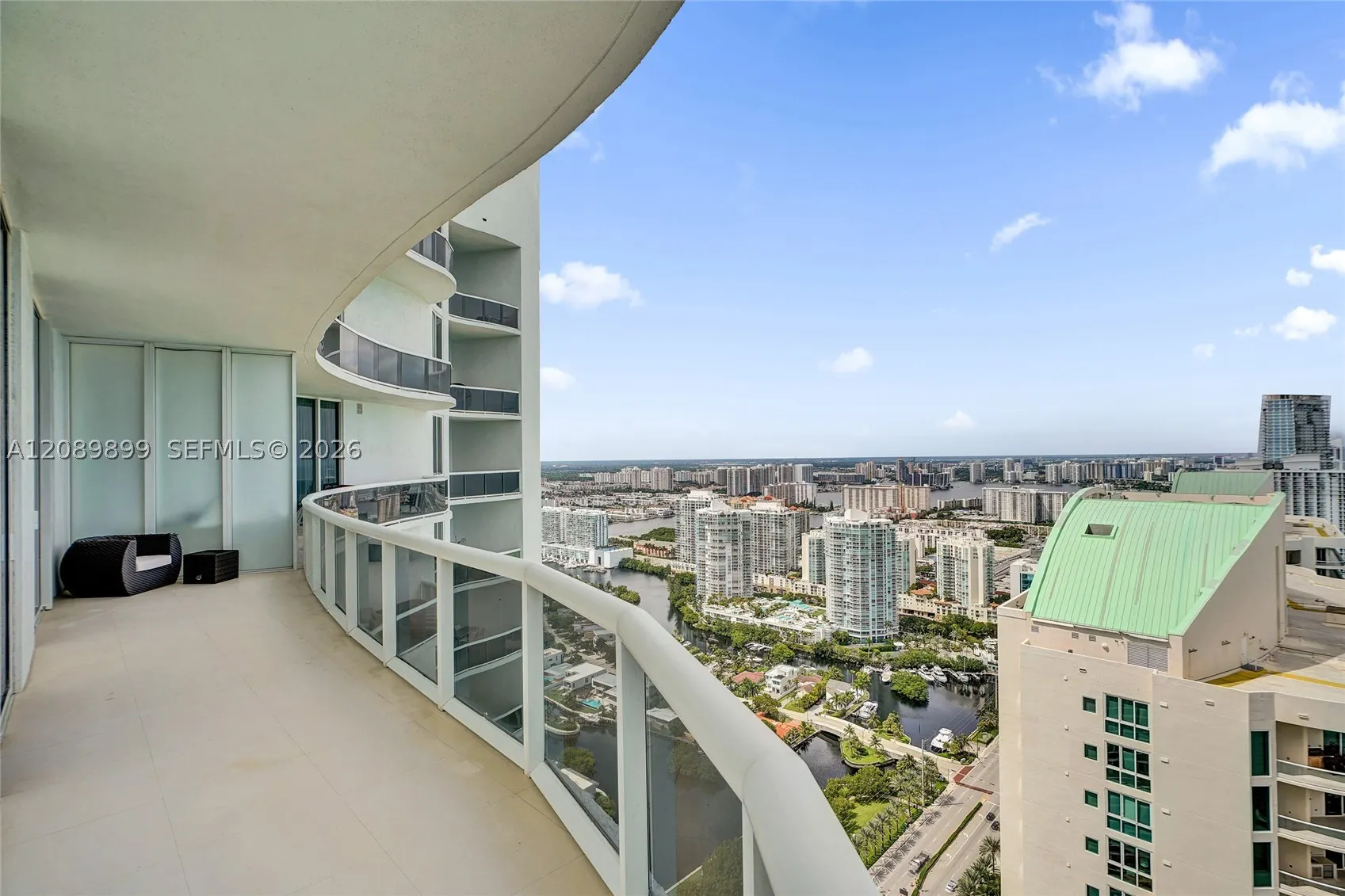 16001 Collins Ave #4102