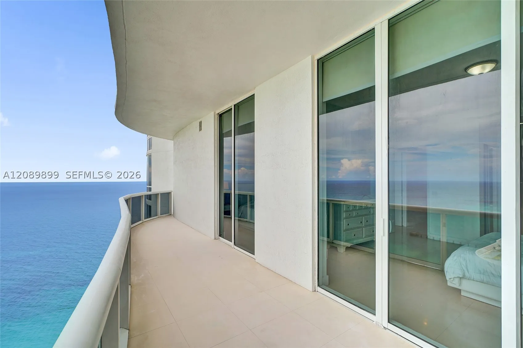 16001 Collins Ave #4102