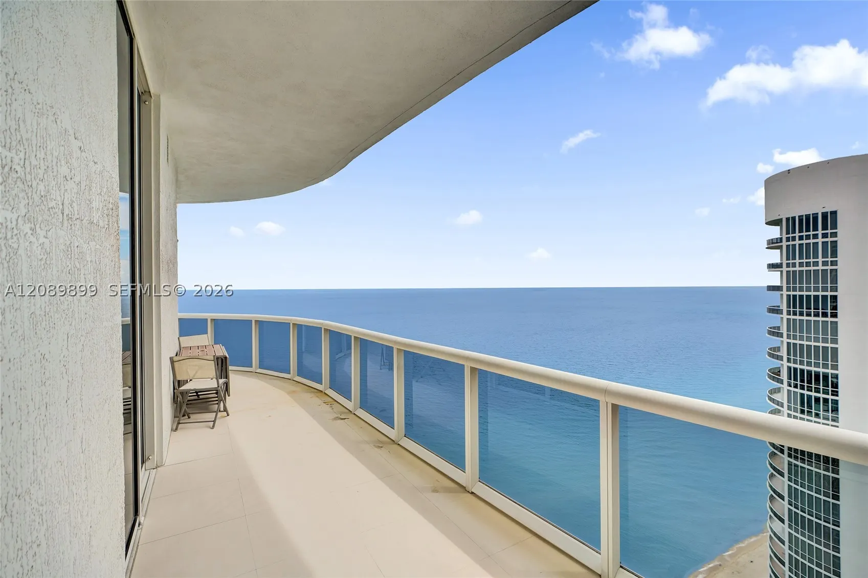 16001 Collins Ave #4102