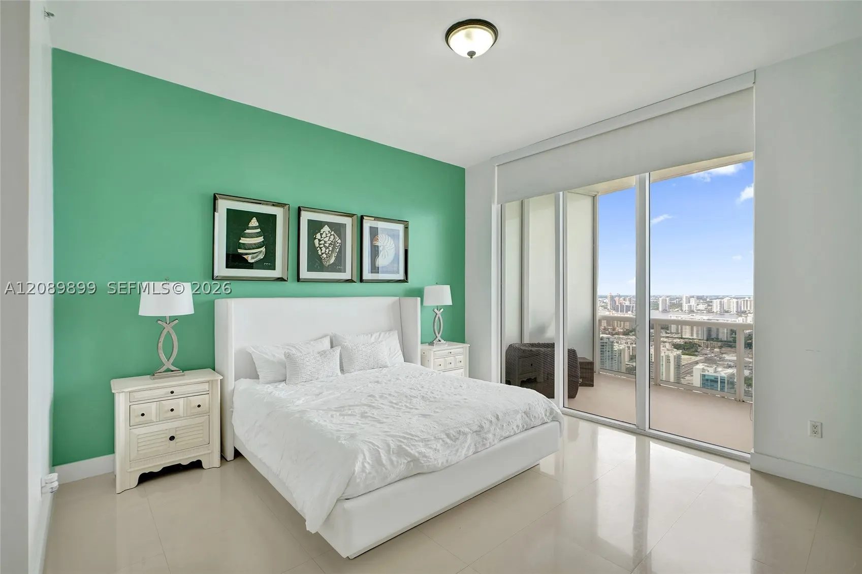 16001 Collins Ave #4102