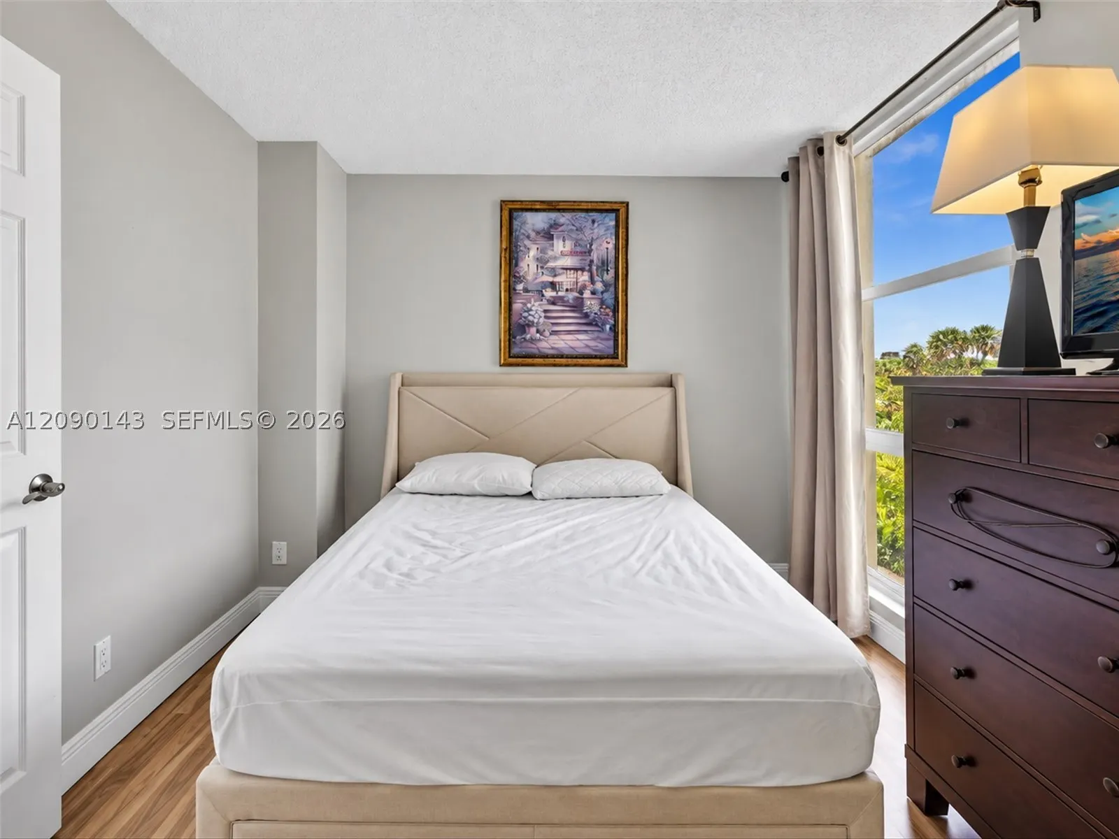 20379 W Country Club Dr #332