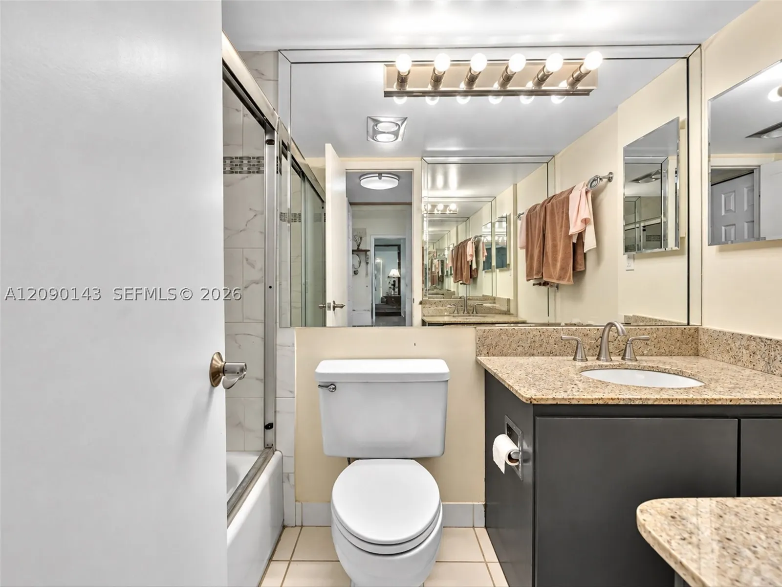 20379 W Country Club Dr #332
