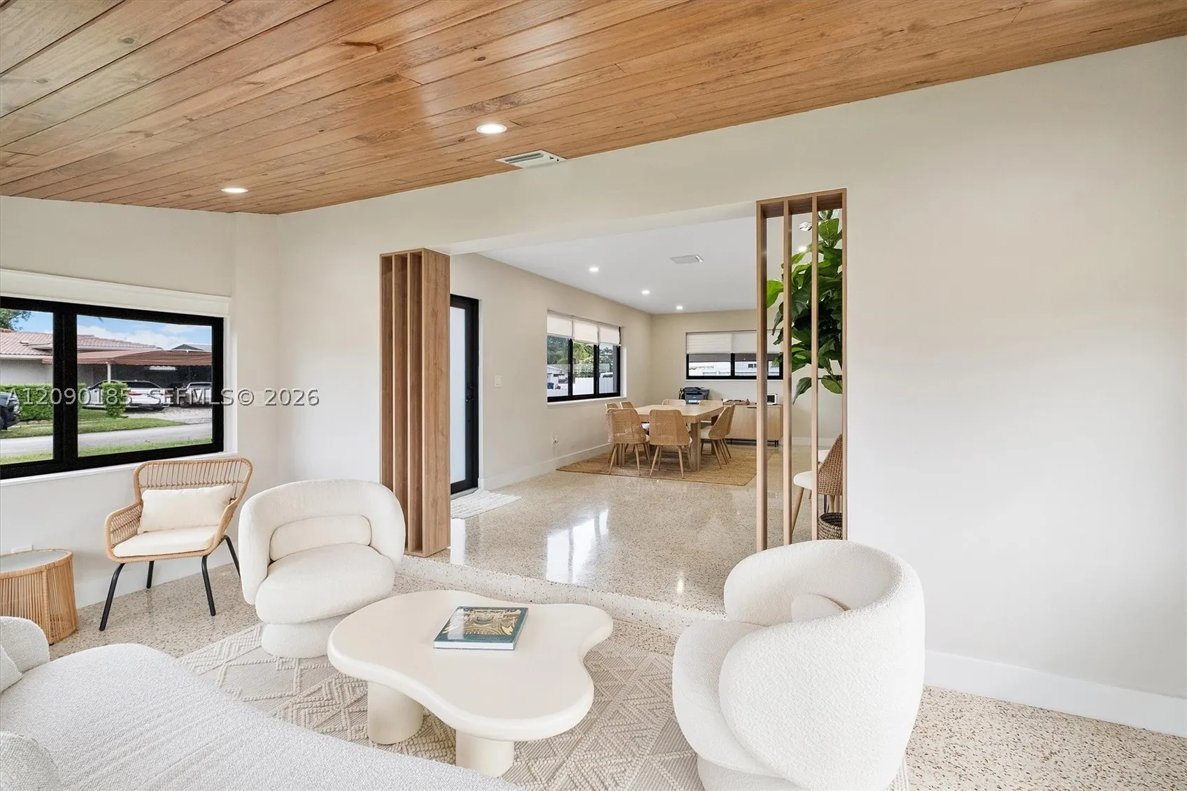 21201 NE 25th Ct