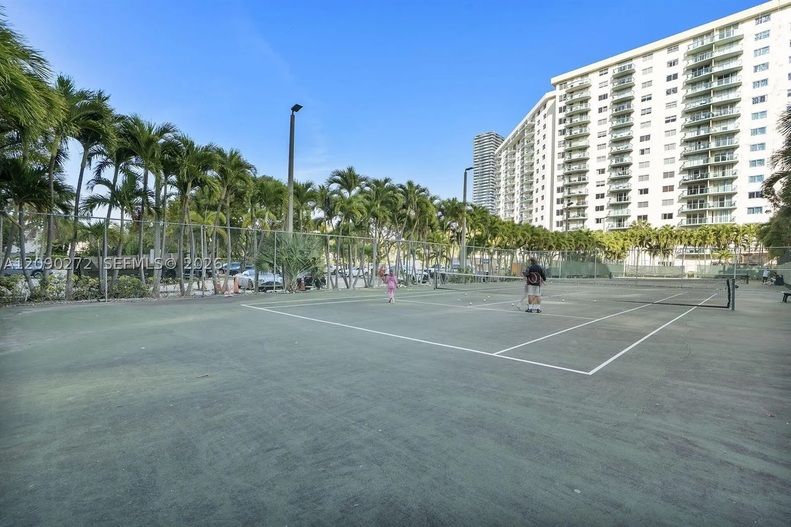 19380 Collins Ave #1023