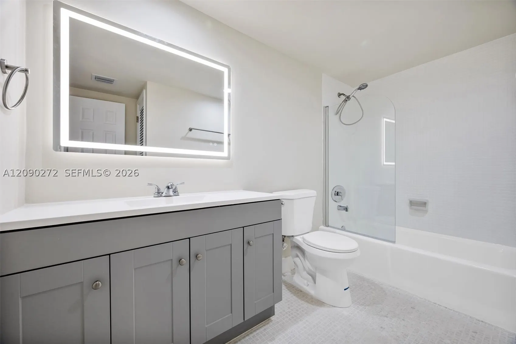 19380 Collins Ave #1023