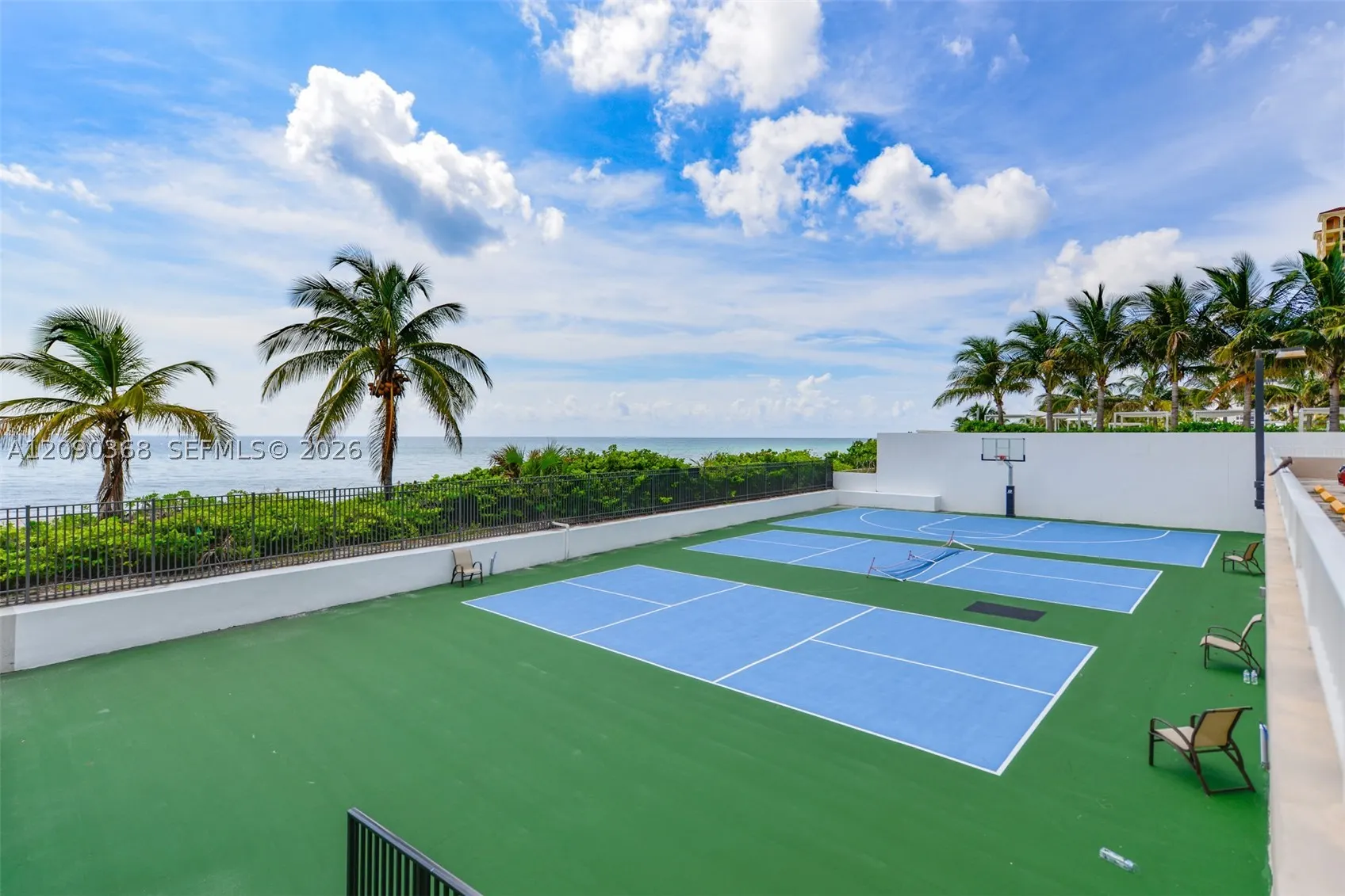 1950 S Ocean Dr #11P